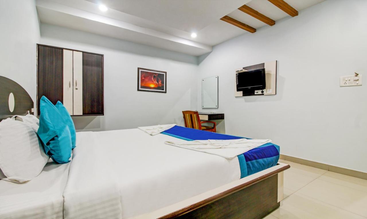 Hotel S Y N Residency Χιντεραμπάντ Εξωτερικό φωτογραφία